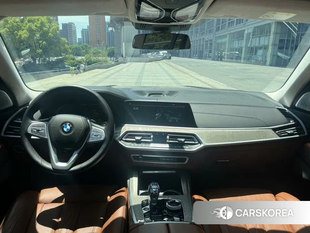 BMW X7 id 4277872 из Китая 9