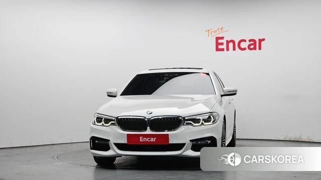 BMW 5 Series (G30) id 3905797 из Кореи 13