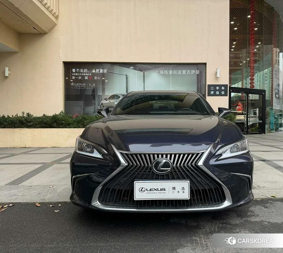 Lexus ES id 4440517 из Китая 8