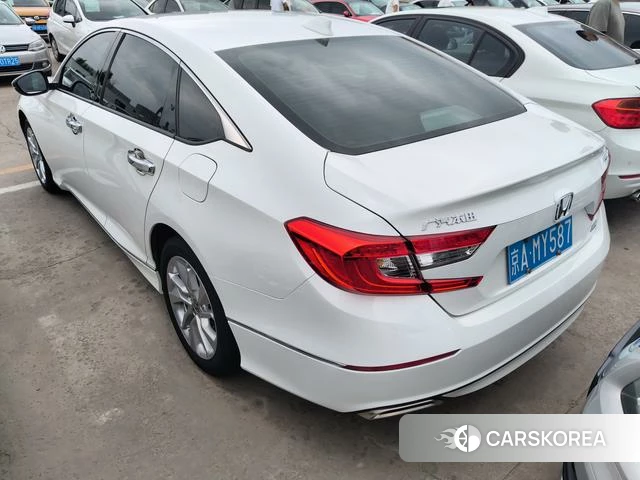 Honda Accord id 4348745 из Китая 7