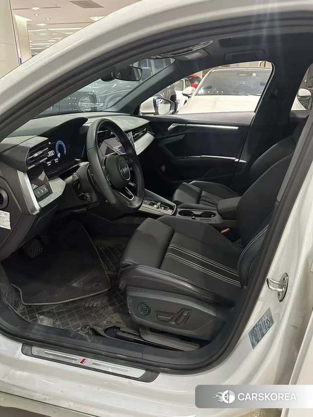 Audi A3 2022 Белый из Китая, фото 3