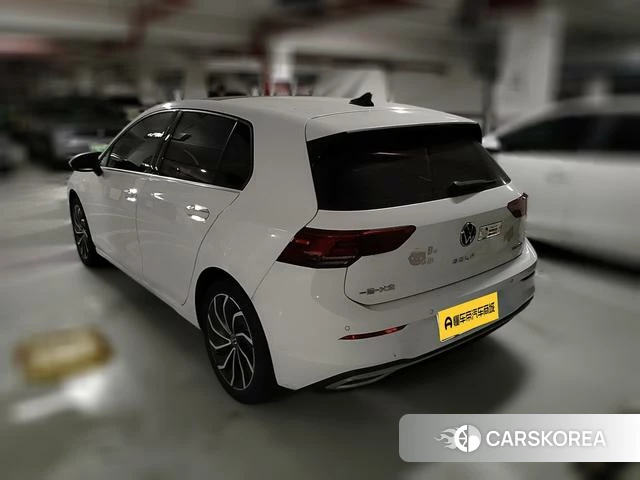 Volkswagen Golf 2021 Белый из Китая, фото 3