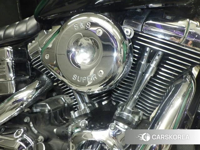 Engine photo