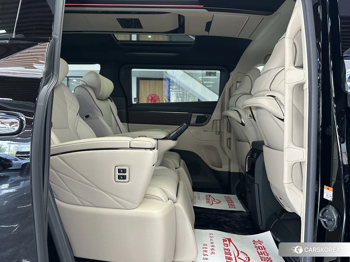 Toyota Vellfire id 4513574 из Китая 10
