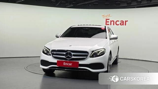 Mercedes-Benz E-Class W213 id 4410719 из Кореи 23