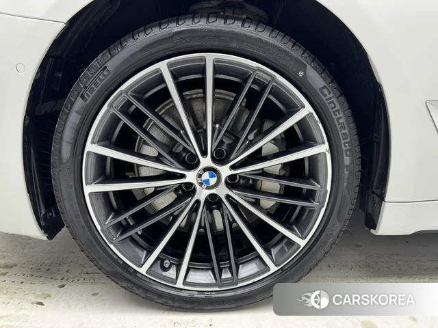 BMW 5 series id 4261959 из Китая 10