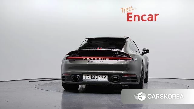 Porsche 911(992) id 4562641 из Кореи 23