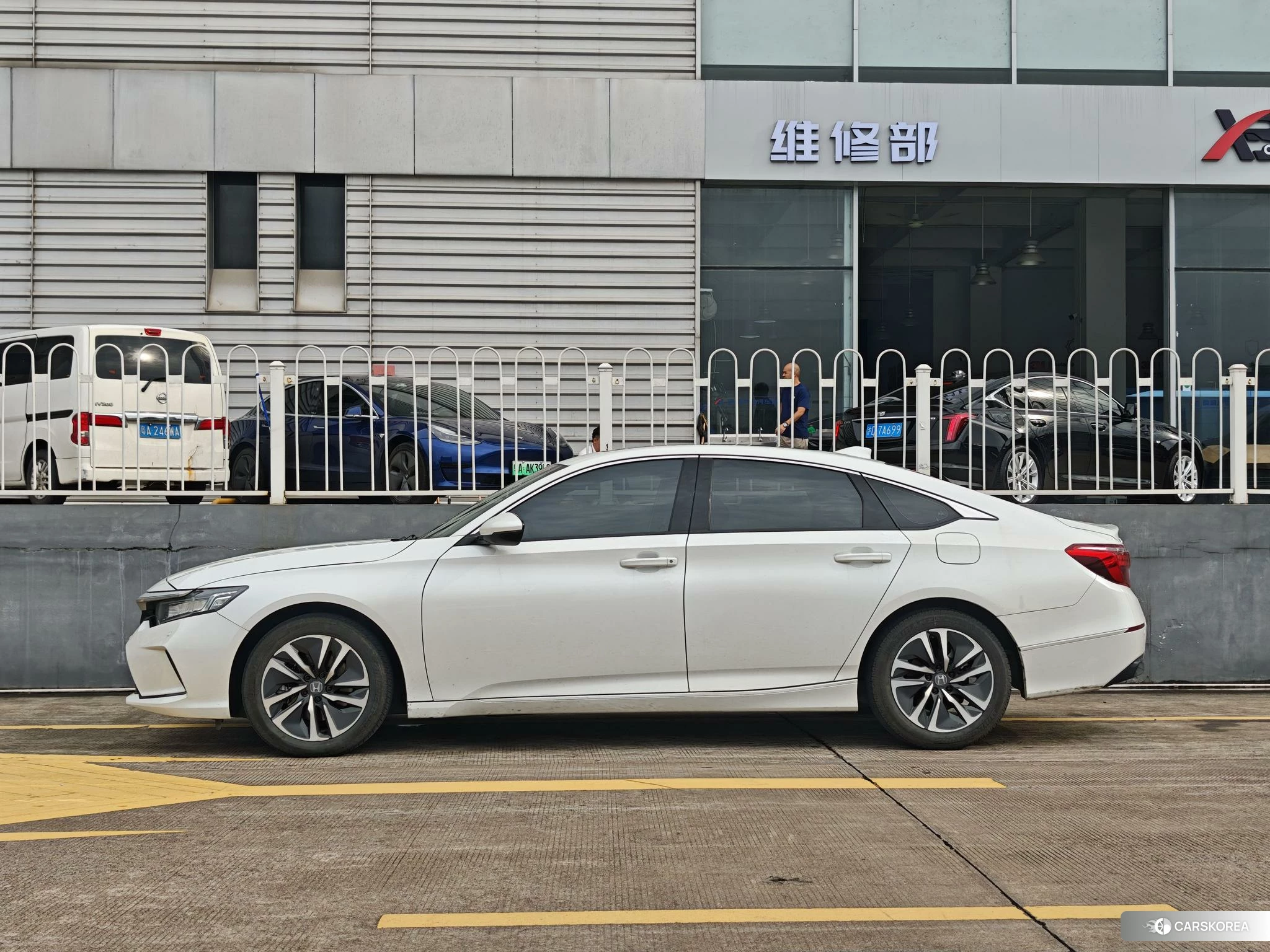 Honda Inspire id 4485414 из Китая 9