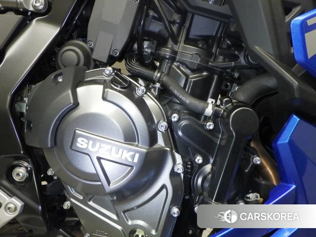 Engine photo