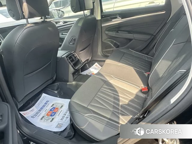 Volkswagen Passat 2022 Черный из Китая, фото 4