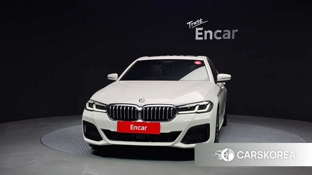 BMW 5 Series (G30) id 3954849 из Кореи 13