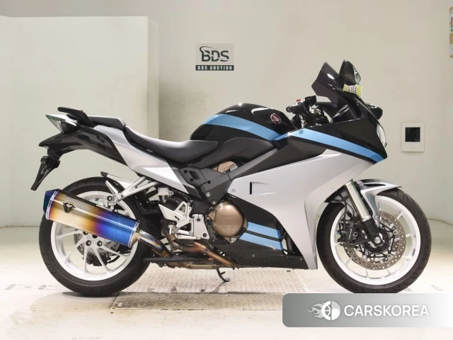 Проданный Honda VFR800F 2022 из Японии, фото 2