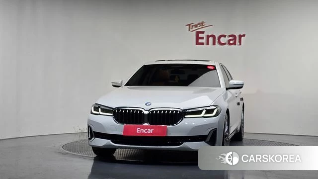 BMW 5 Series (G30) id 4401747 из Кореи 23
