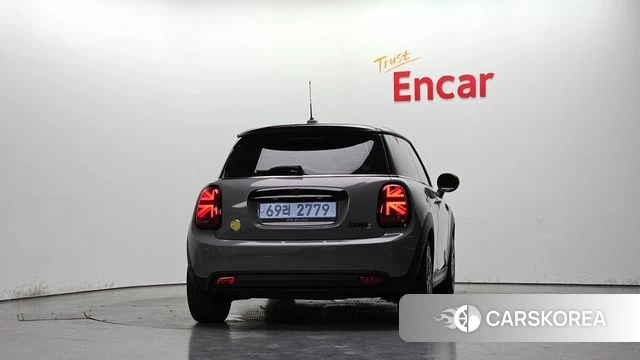 Mini Cooper Electric id 4624729 из Кореи 23