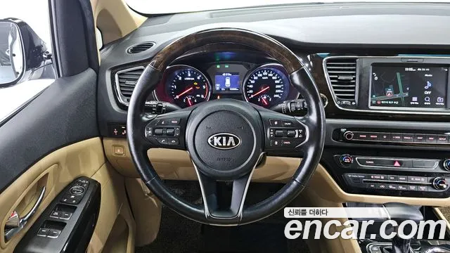 Kia The New Carnival id 2568809 из Кореи 13