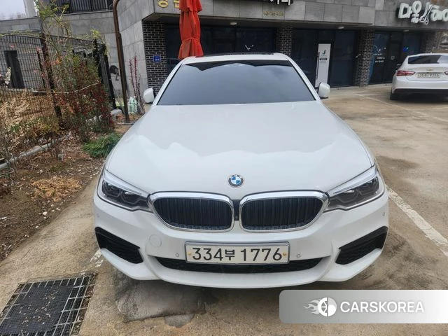 BMW 5 Series (G30) 2020 Белый из Кореи, фото 4