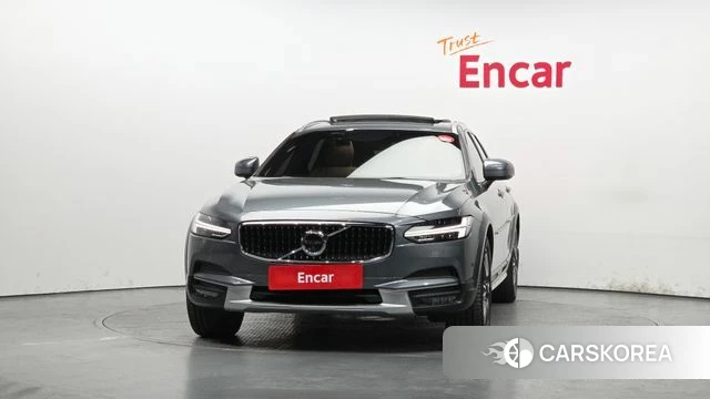 Volvo V90 Cross-Country id 3936231 из Кореи 13