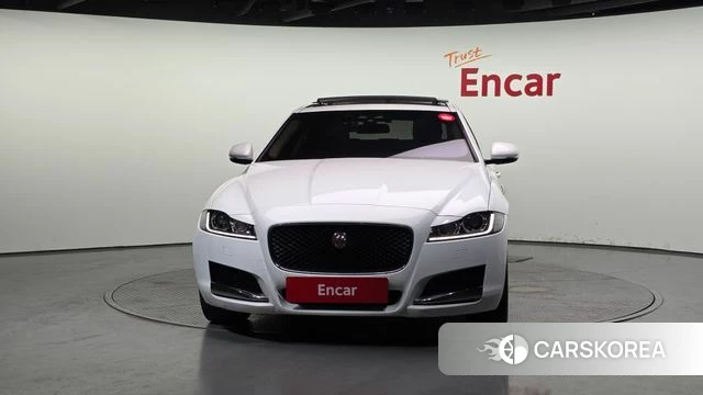 Jaguar XF (X260) id 4311071 из Кореи 13