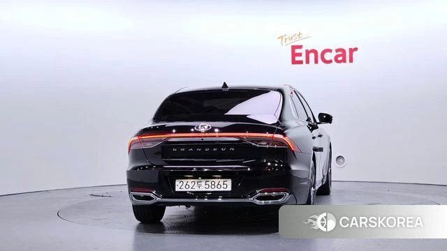 Hyundai The New Grandeur IG id 4562132 из Кореи 23
