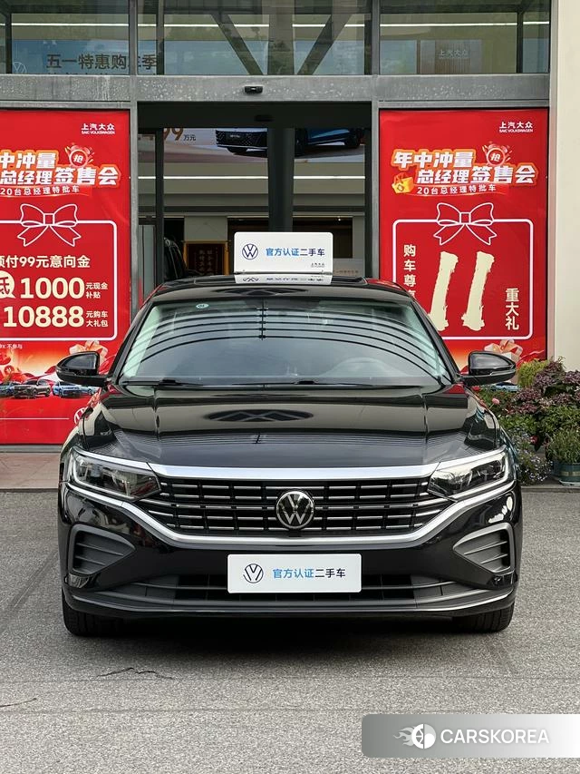 Volkswagen Passat 2025 Черный из Китая, фото 3