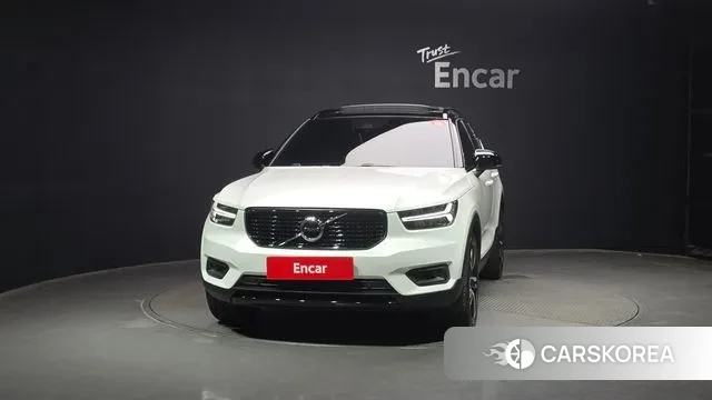 Volvo XC40 id 3044512 из Кореи 13