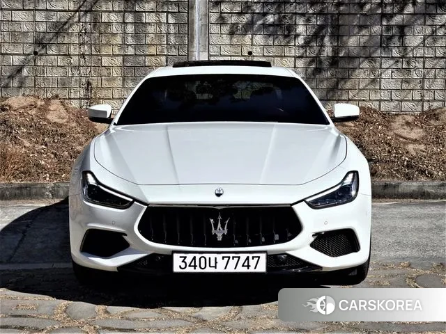 Maserati Ghibli id 3671187 из Кореи 13