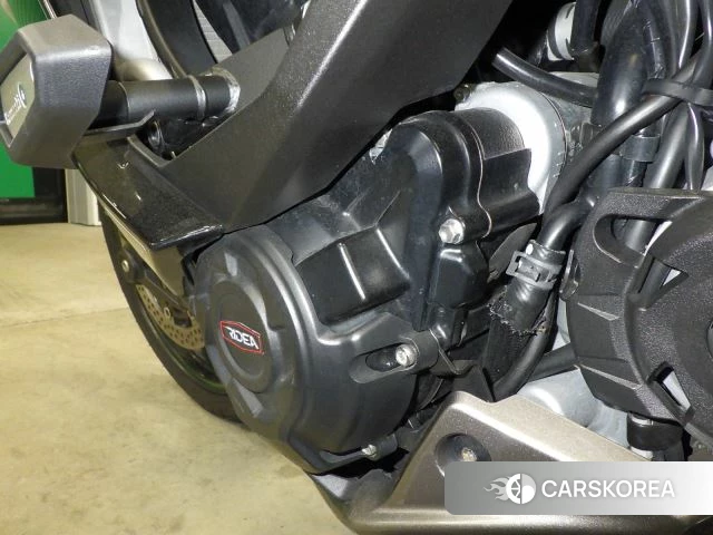 Engine photo