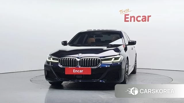 BMW 5 Series (G30) id 4682968 из Кореи 13
