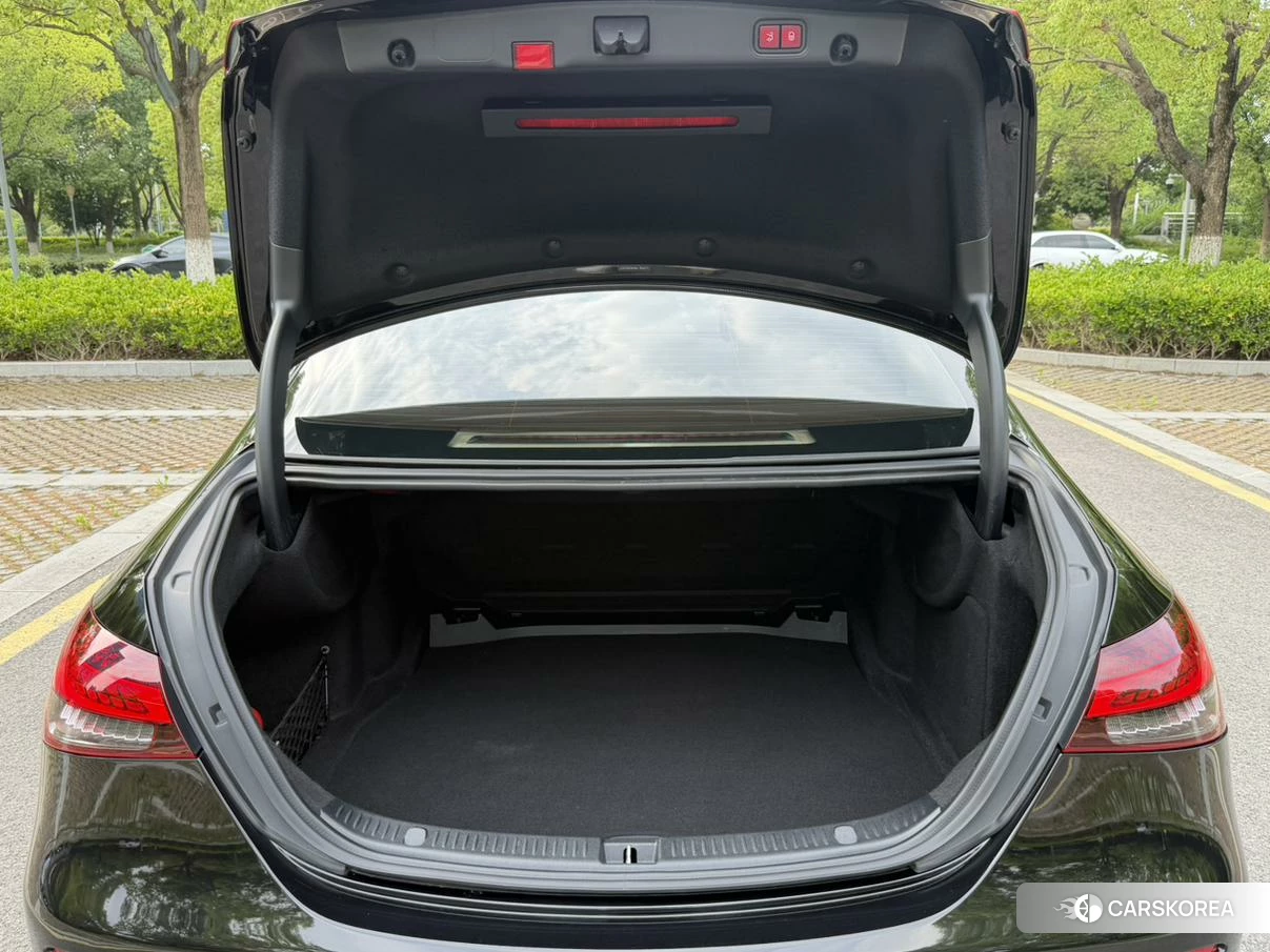 Mercedes-Benz E-class id 4452951 из Китая 16