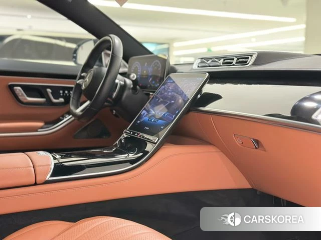 Mercedes-Benz S-class 2023 Зеленый из Китая, фото 3