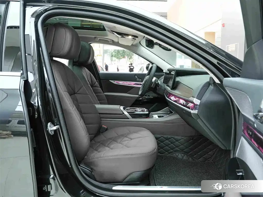 BMW 7 series id 4681264 из Китая 15