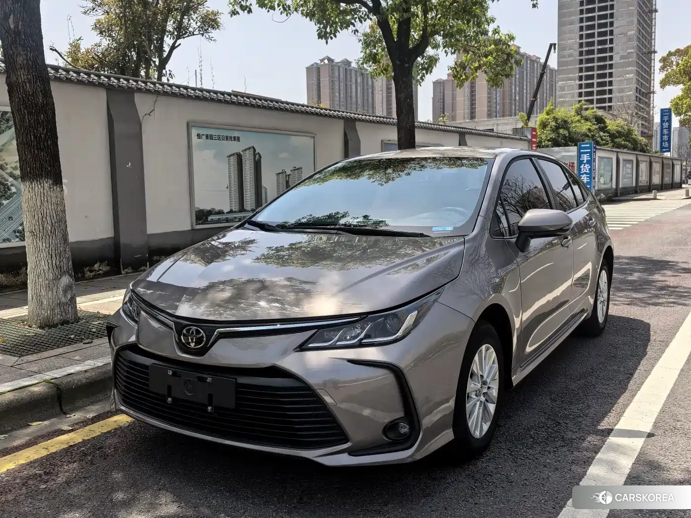 Toyota Corolla 2023 Champagne/brown из Китая, фото 5