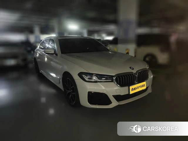 BMW 5 series 2022 Белый из Китая, фото 3