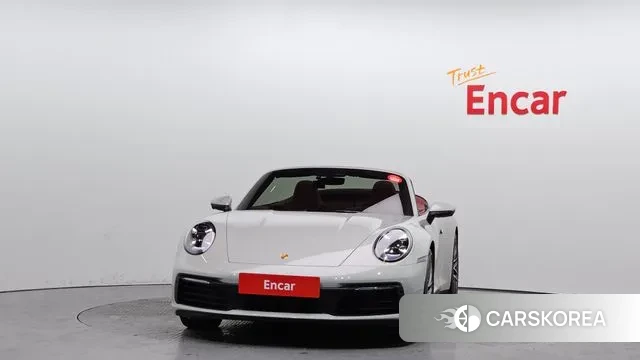 Porsche 911(992) id 3571490 из Кореи 13