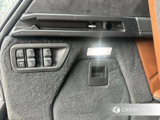 BMW X7 id 4215122 из Китая 18