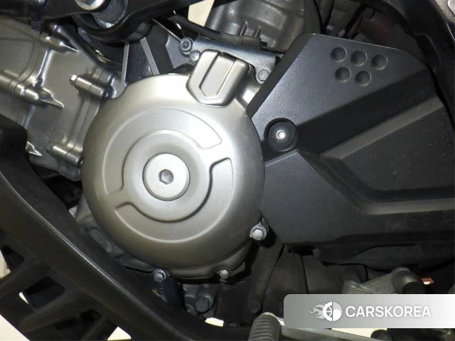 Engine photo