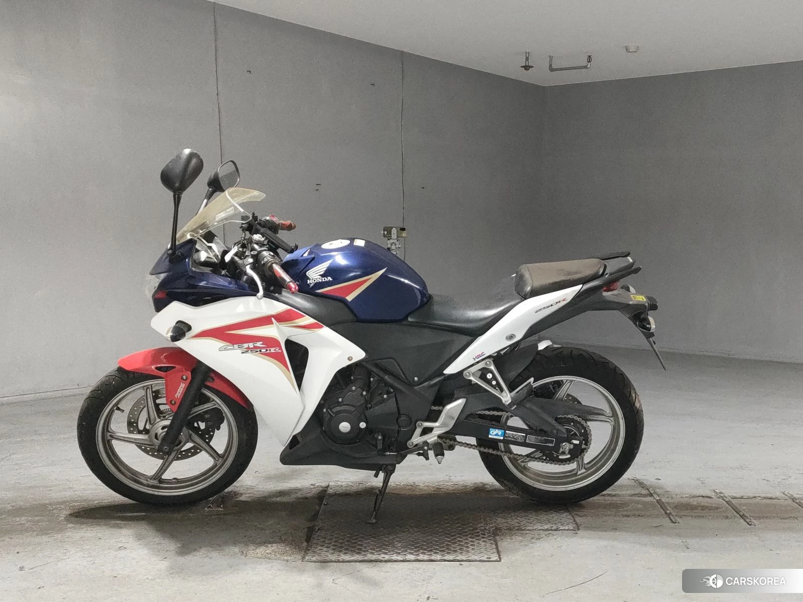Проданный Honda CBR250R 2011 из Японии, фото 4