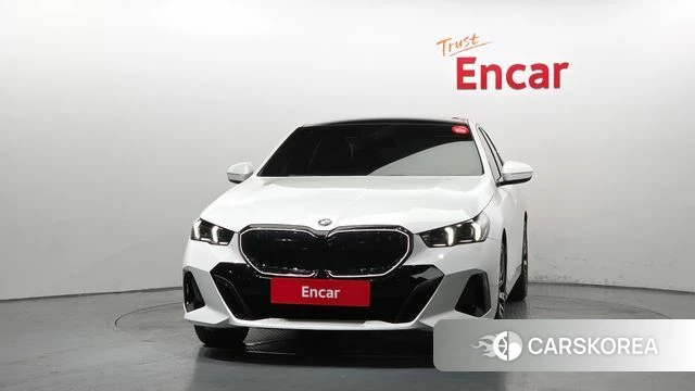 BMW 5 Series (G60) id 4655347 из Кореи 13