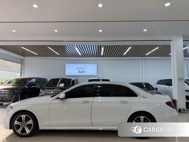 Mercedes-Benz E-class 2018 Белый из Китая, фото 3