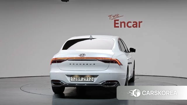 Hyundai The New Grandeur IG Hybrid id 4284838 из Кореи 23