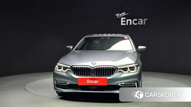 BMW 5 Series (G30) id 3176683 из Кореи 13