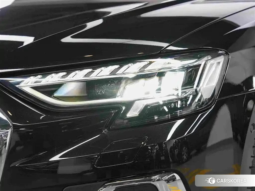Audi A8 id 4546590 из Китая 8