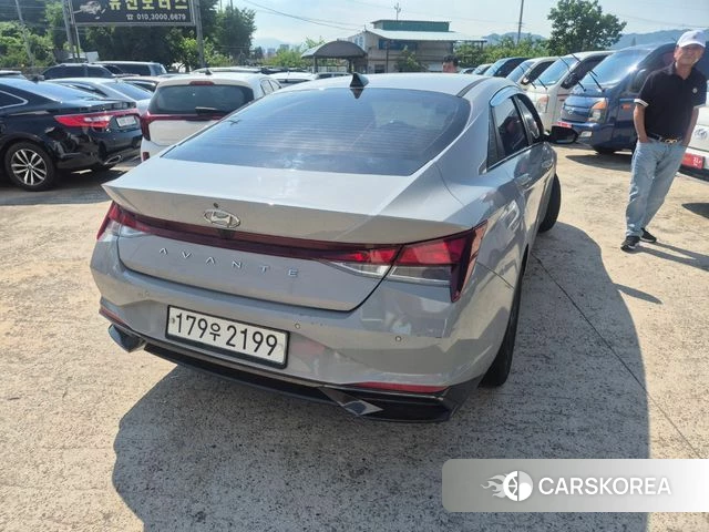 Hyundai Avante (CN7) 2020 Серебристо-серый из Кореи, фото 3