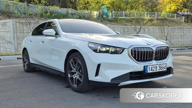 BMW 5 Series (G60) id 3952973 из Кореи 11