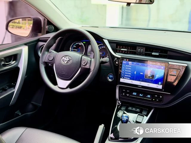 Toyota Corolla dual engine E+ 2022 Белый из Китая, фото 3