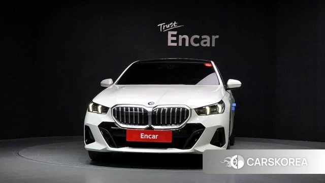 BMW 5 Series (G60) id 3952790 из Кореи 13