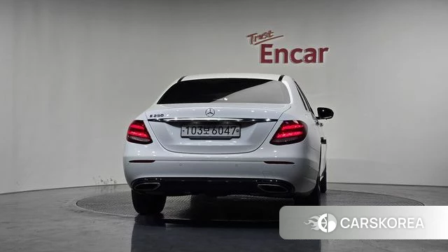 Mercedes-Benz E-Class W213 id 3873216 из Кореи 13