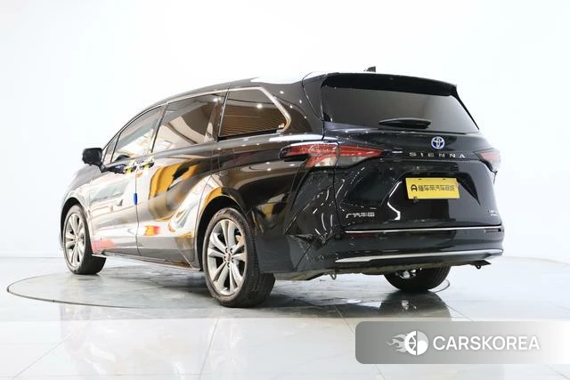 Toyota Saina id 4257545 из Китая 13