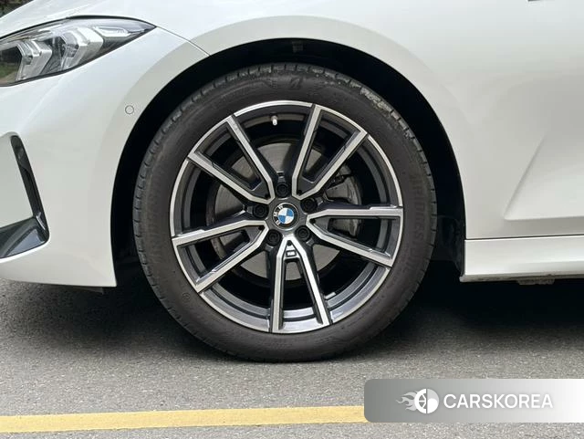 BMW 3 series id 4215129 из Китая 20