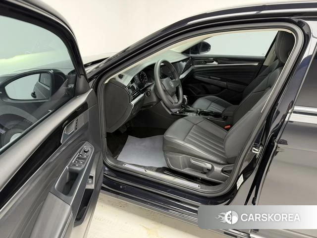 Volkswagen Passat PHEV id 4291152 из Китая 10